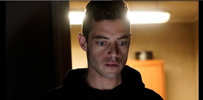 LEARN HOW ELIOT FROM MR.ROBOT HACKED INTO TO HIS THERAPIST’S NEW BOYFRIEND’S EMAIL AND BANK ACCOUNTS