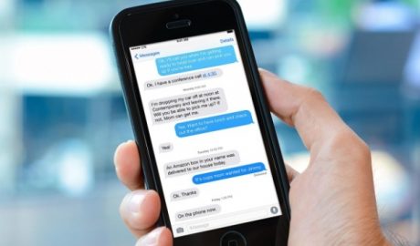Your chat history on iMessage just went through a period when it was not altogether safe, but now, all wrongs have been righted thanks to an OS X update. A major issue in iMessage was recently fixed by Apple, preventing hackers and other ne’er-do-wells from pulling victims’ message histories. Read more: https://www.digitaltrends.com/mobile/imessage-fix/#ixzz45WXDtxAJ Follow us: @digitaltrends on Twitter | digitaltrendsftw on Facebook